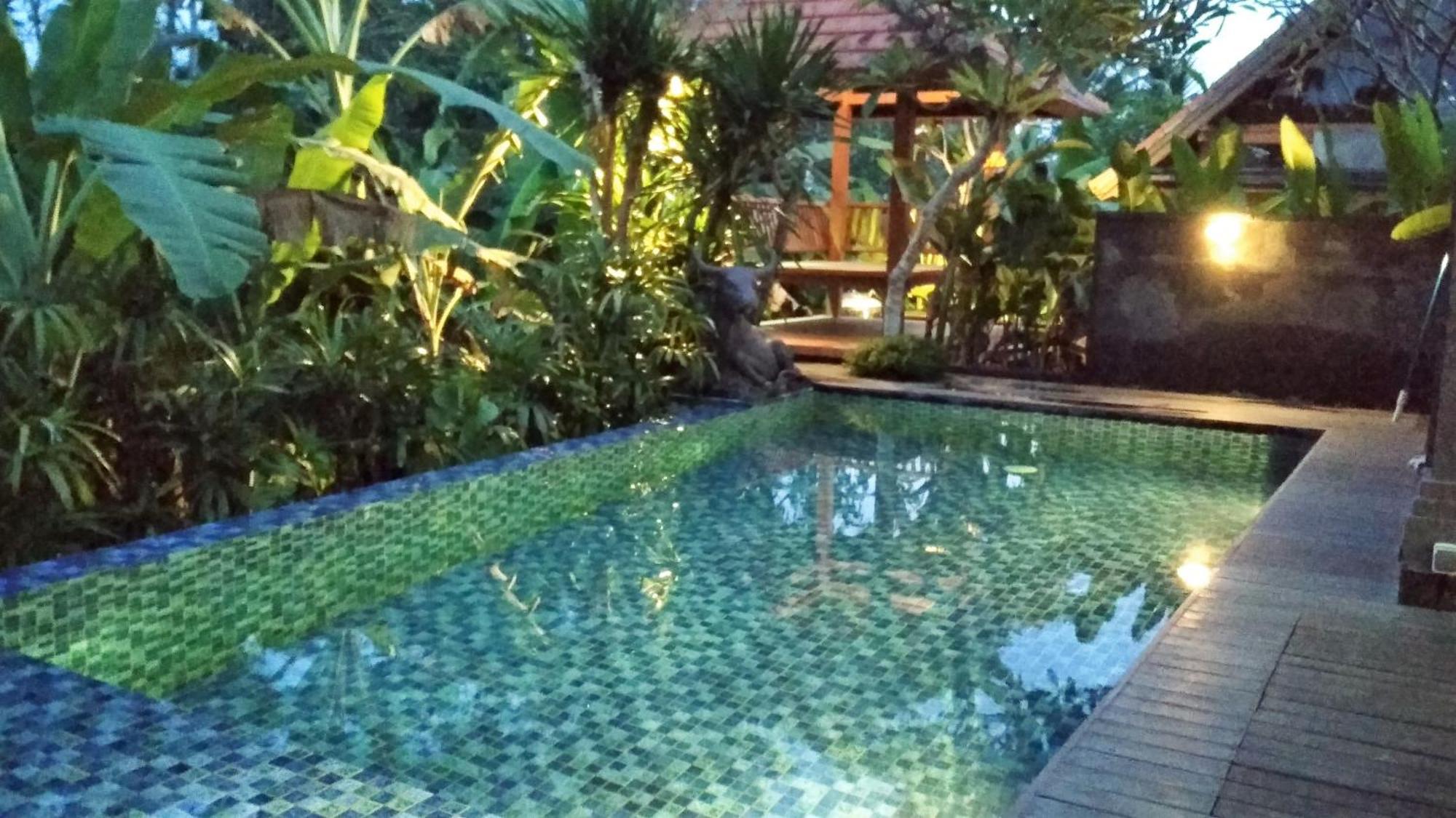 Ume Sri Villas Ubud Szoba fotó